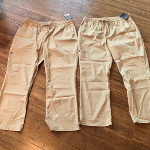 Jaanuu Scrub Pants (set of 2)! NWT